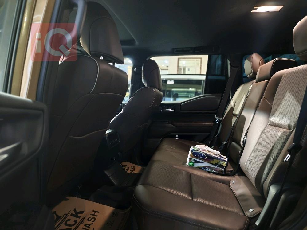 تويوتا لاندكروزر برادو